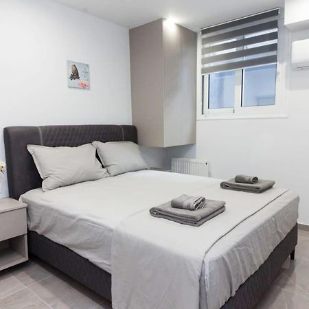 Brand New Urban Getaway Next To Megaro Mousikis Apartment Athens Exterior photo
